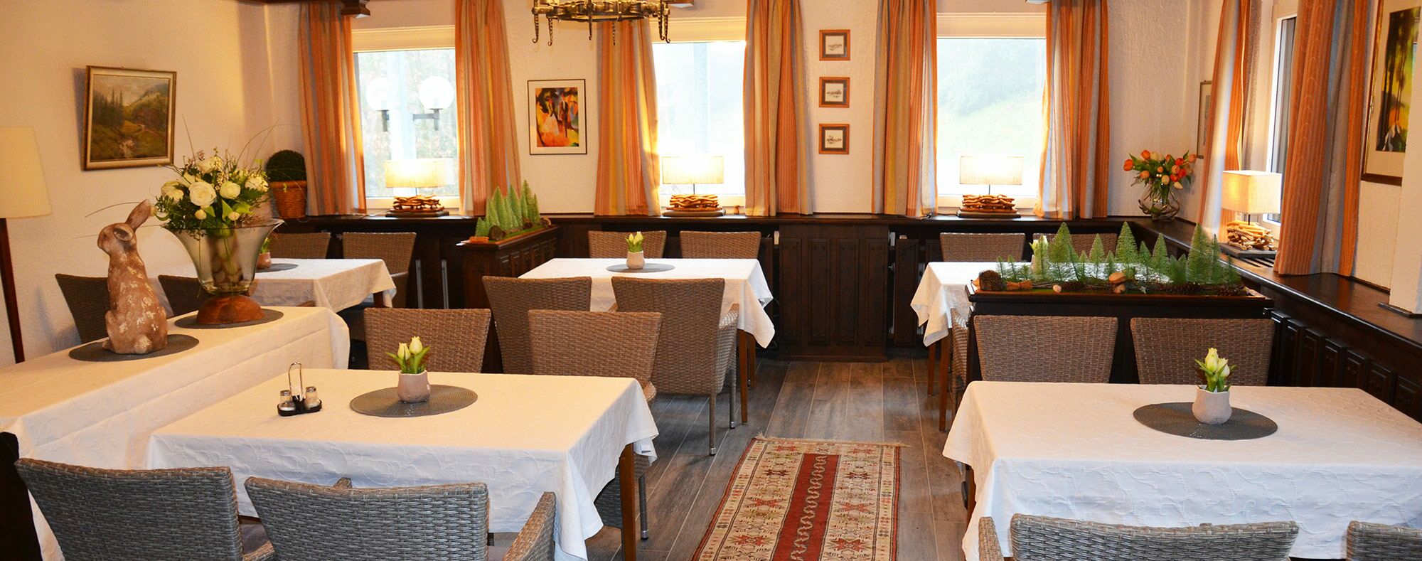 Waldgasthaus Nachtigall - Gernsbach - Baden-Baden - Hotel / Fremdenzimmer / Restaurant